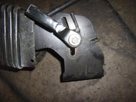 UNICARRIERS STEER BRACKET ASSEMBLY