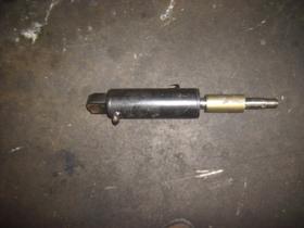 CATERPILLAR RH Tilt Cylinder