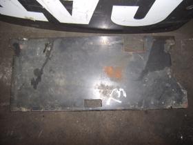 CATERPILLAR FLOOR PLATE