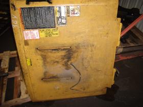 CATERPILLAR BATTERY COVER