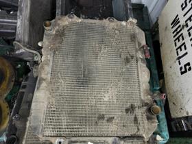 CATERPILLAR Used Radiator