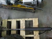 Mitsubishi Used Steer Cylinder photo