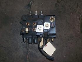 DOOSAN Used 3 Spool Hydraulic Control Valve