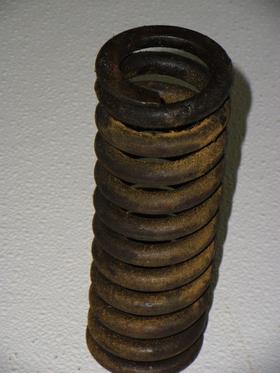 CATERPILLAR CASTER SPRING